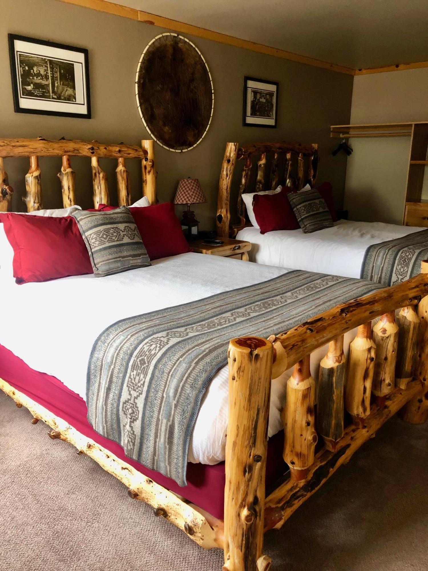 Summit Lake Lodge Ngoại thất bức ảnh